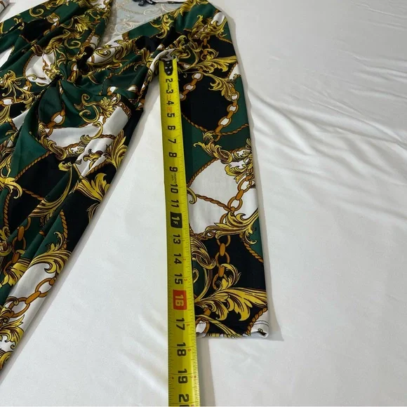 FASHION NOVA DRESS, size XS, good condition, preowned - Picture 2 of 5